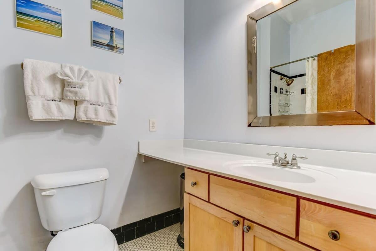 E Bay St Loft By City Market And River Street Savannah Luaran gambar